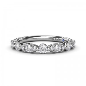 Alternating Marquise and Round Diamond Ring